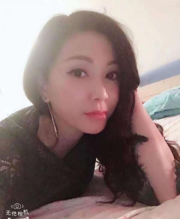 寻欢漂亮妹子