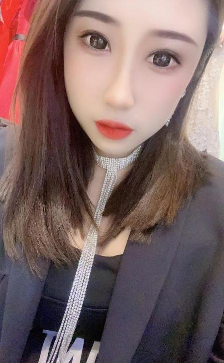 越秀小美妇娜娜