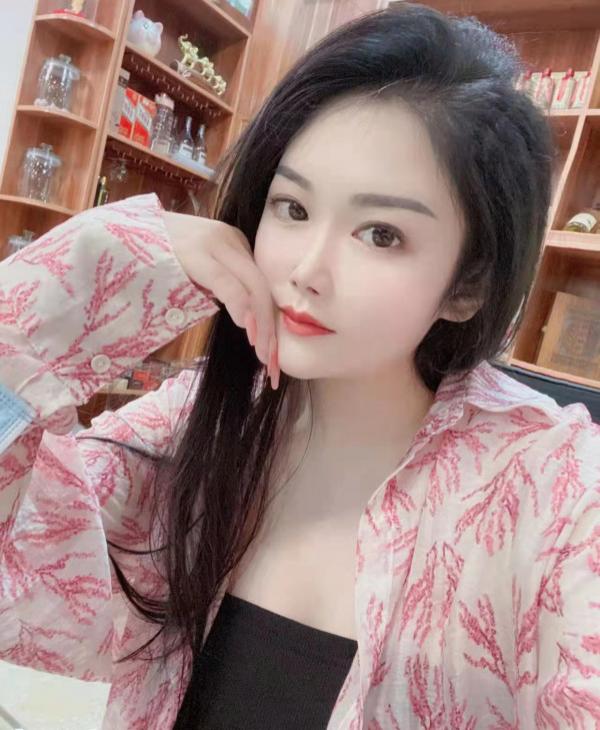 龙岗奶茶妹