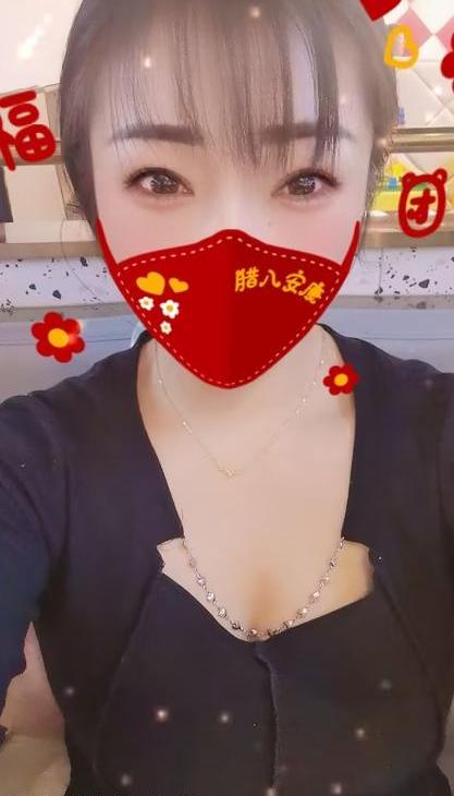 丝袜小少妇